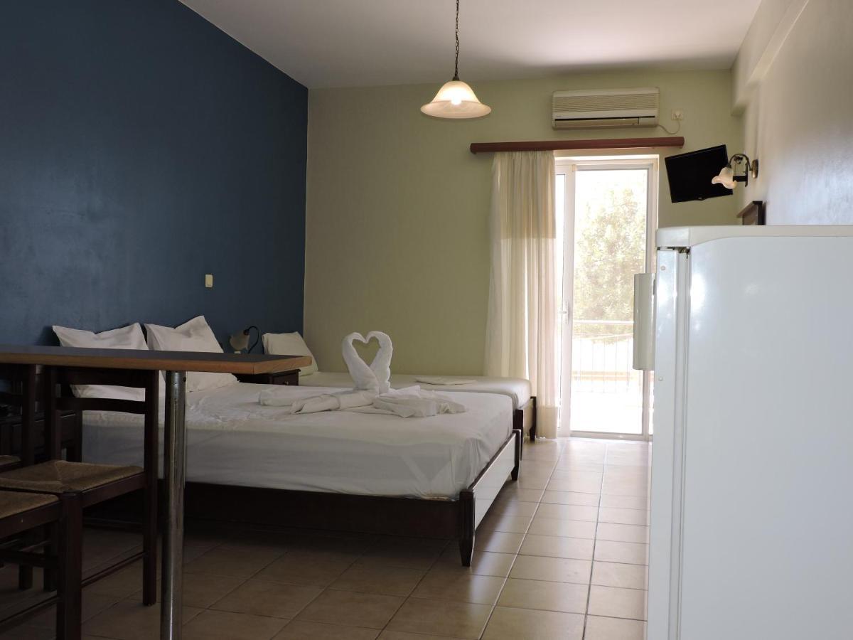 Sirius Hotel Finikounta Dış mekan fotoğraf