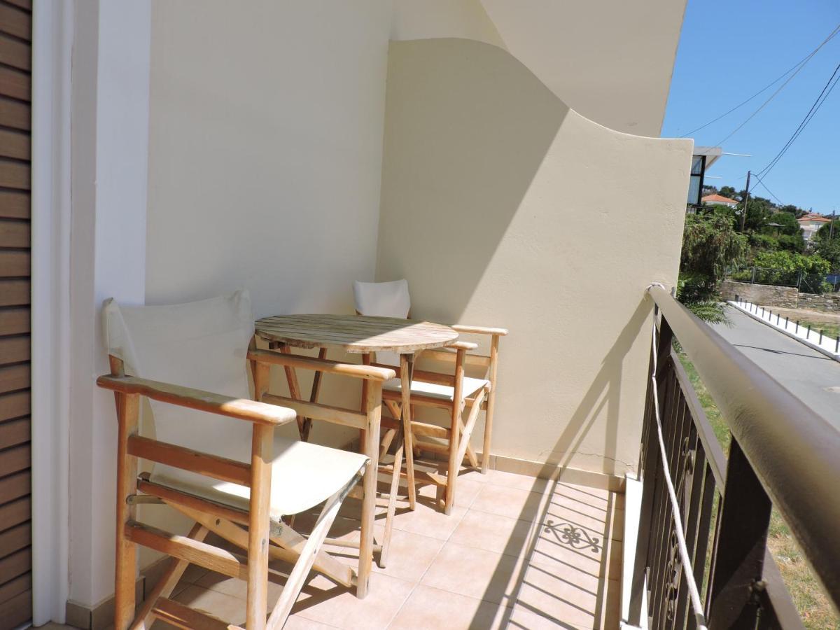 Sirius Hotel Finikounta Dış mekan fotoğraf