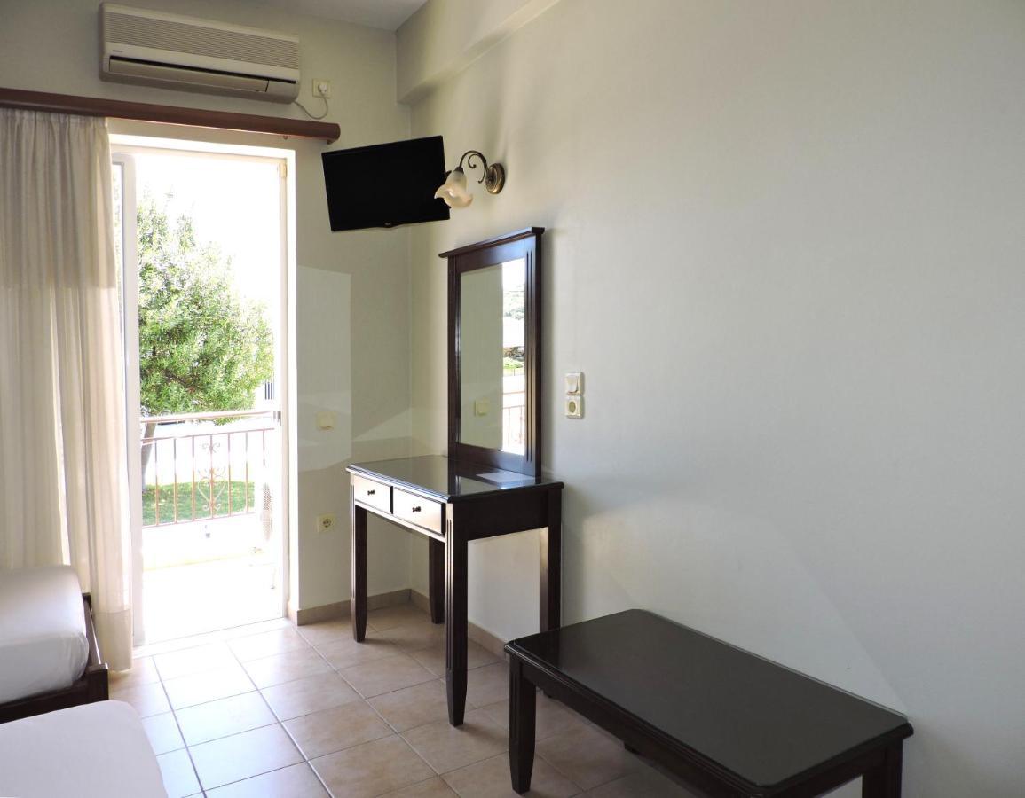 Sirius Hotel Finikounta Dış mekan fotoğraf