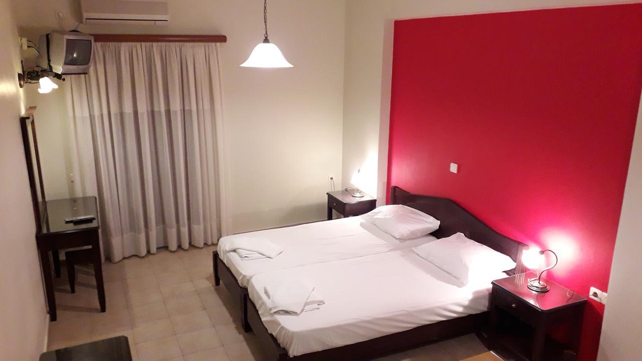 Sirius Hotel Finikounta Dış mekan fotoğraf