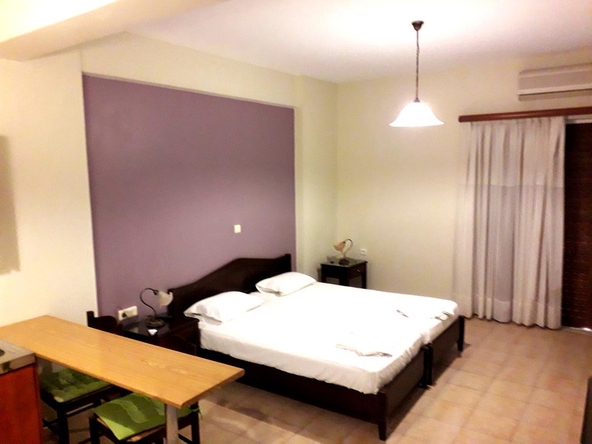 Sirius Hotel Finikounta Dış mekan fotoğraf