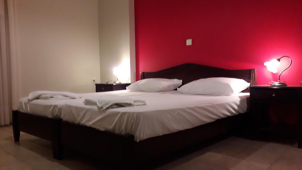 Sirius Hotel Finikounta Dış mekan fotoğraf
